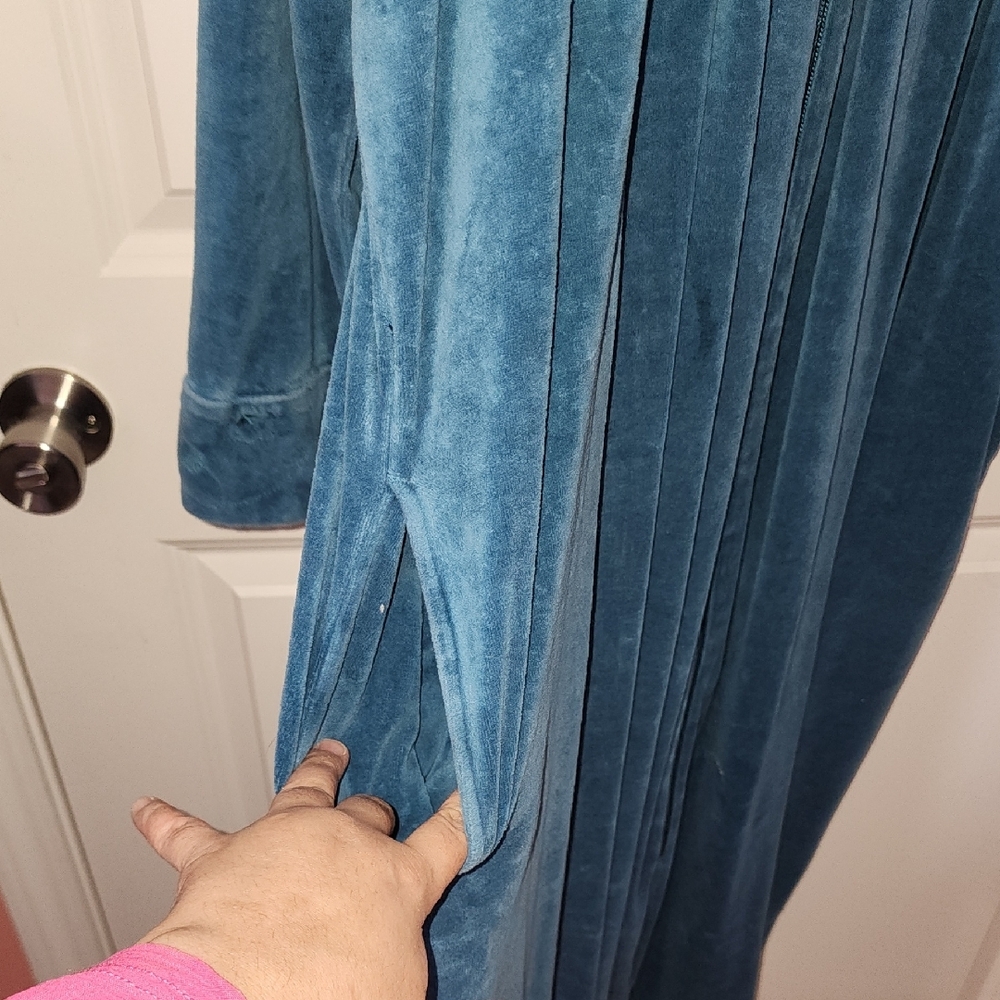 Grandmacore Velvet Robe Size Pm - Picture 6 of 6